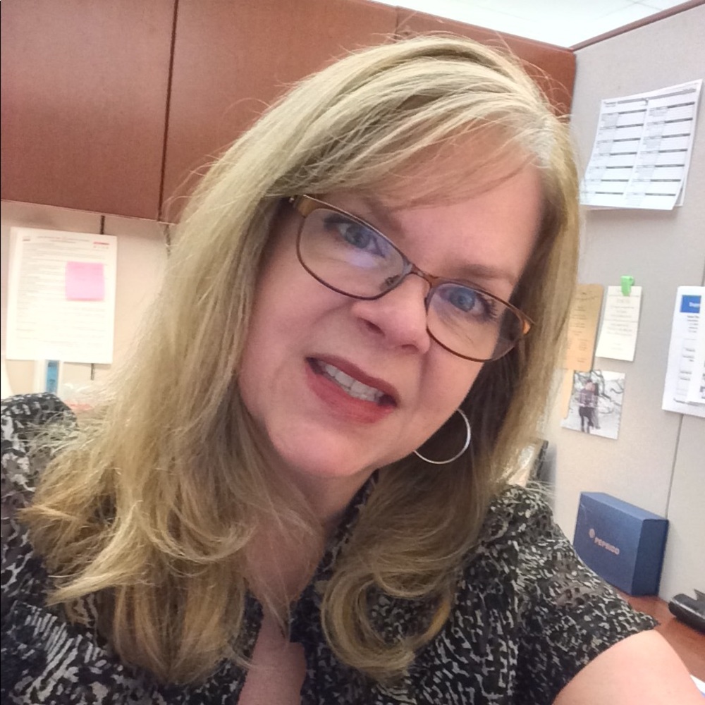 Meet your Posher, Gail